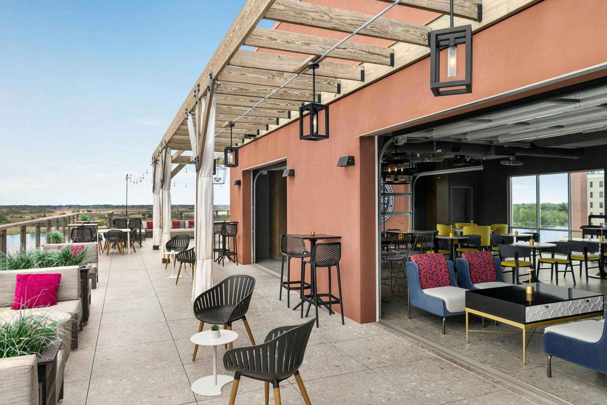 Aloft Wilmington At Coastline Center Hotel Eksteriør billede